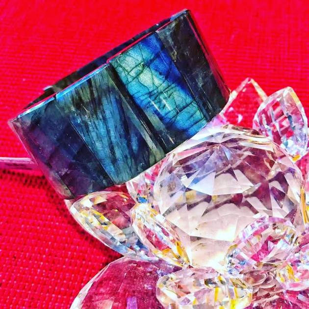 Labradorite 3