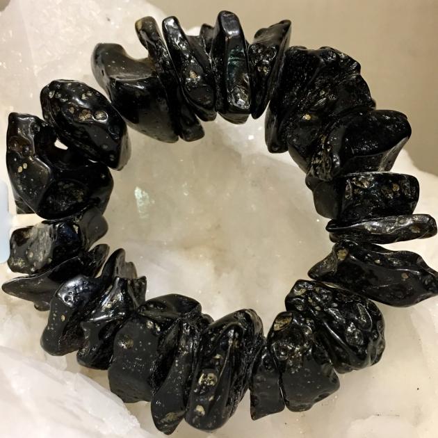 黑隕石 Black Tektite 2